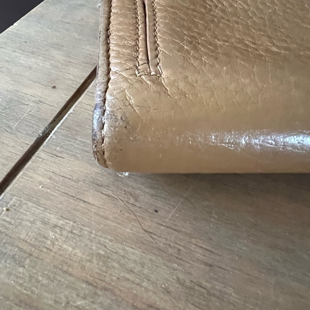 Fossil Checkbook Wallet In Very Good Condition. M… - image 5